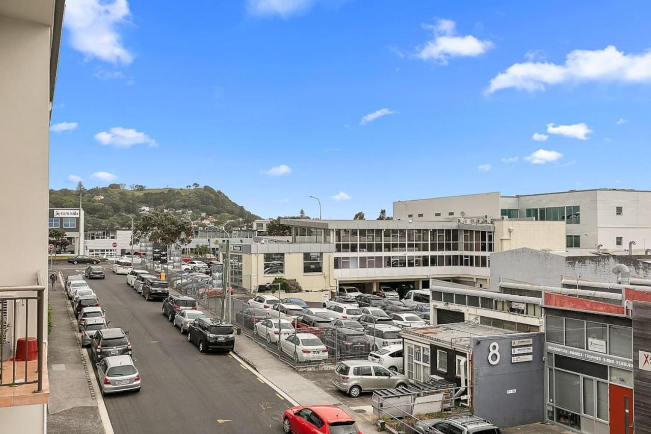 Roomy High-Ceiling Loft Apartment - Free Parking! Auckland Esterno foto